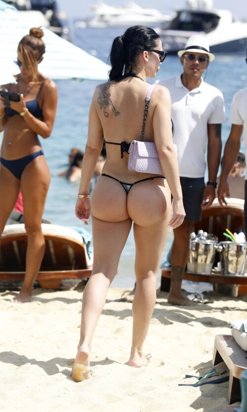 panda-for-hqcelebcorner-net-12