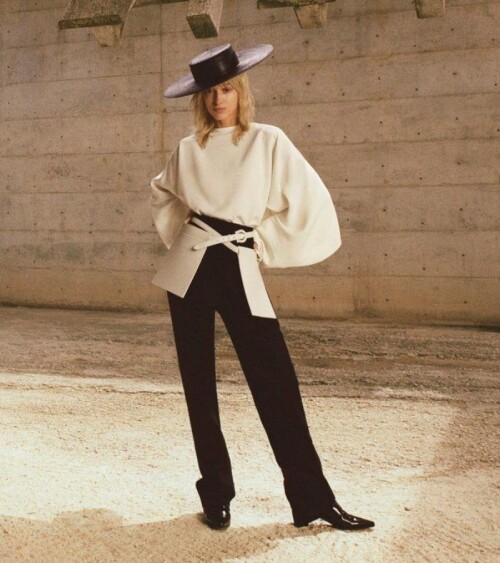 phoe3767e3f4cc1203dd4