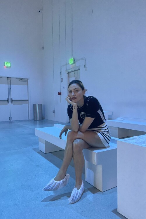 phoebe tonkin photo diary of chanel s miami resort 2023 show november 2022 6