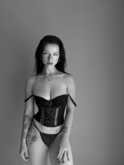 photo1692462367 30b1074bee44dd130