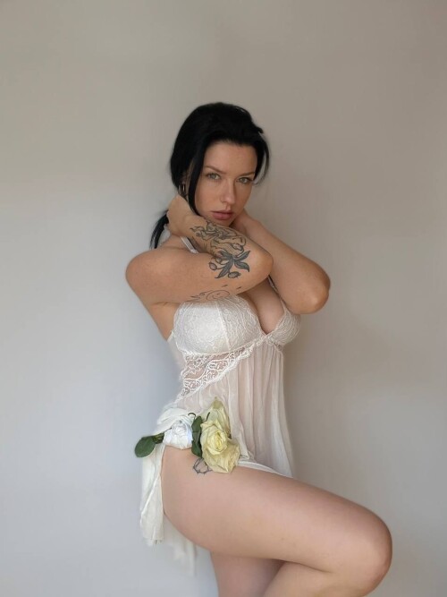 photo1696536030 12d2d8ac969834a6a