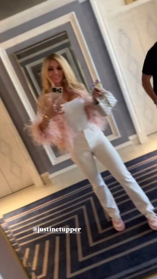 photo4184d76dd700f40d