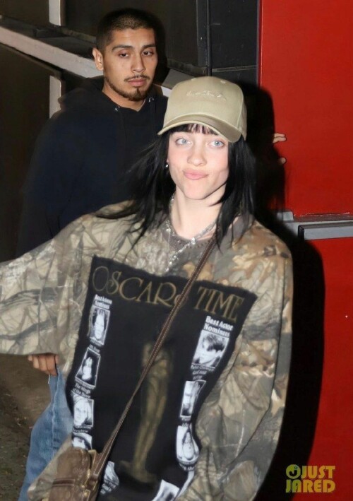 photo 2022 12 01 21 03 25