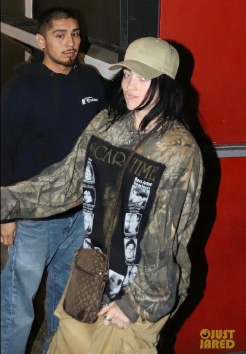 photo 2022 12 01 21 03 27