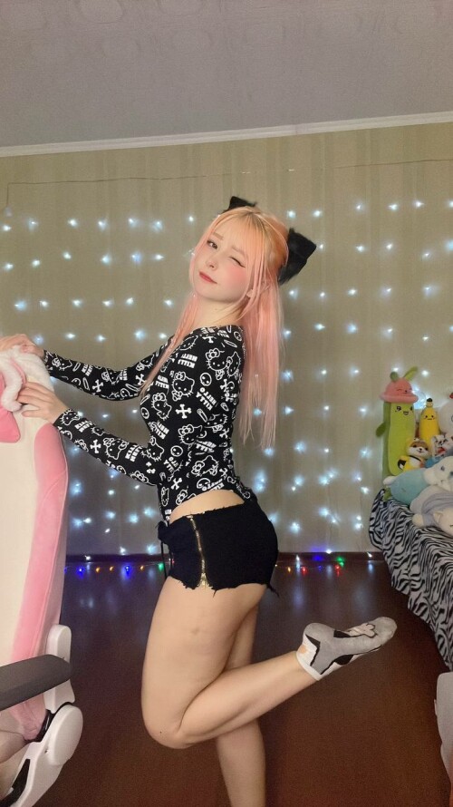 photo 2023 04 05 16 27 323ad642f6f7b78427