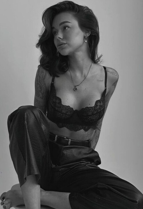 photo 2024 05 06 23 23 283f85ae7c1b82da52