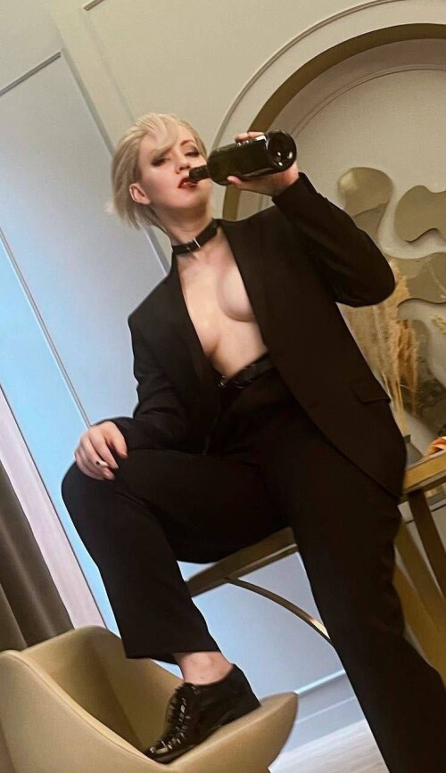 photo 2024 06 13 22 31 50 2a352fbaf33b47856