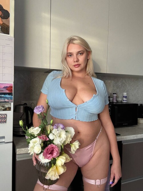 photo 2025 09 22 19 32 3033f9d5a84ac24a85