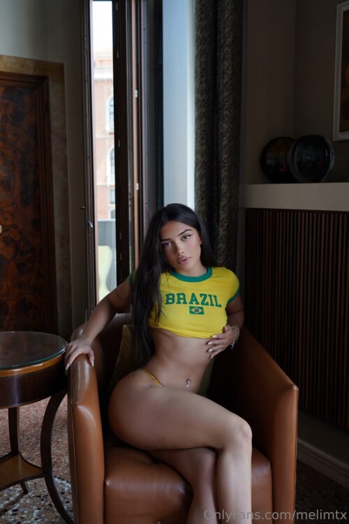 photo 4924987016790256919 y1d5dfbfeeaa30579