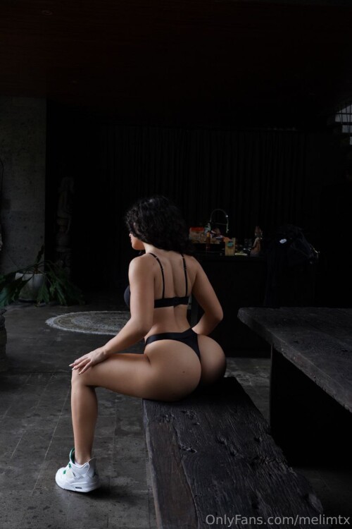 photo 5102814975130447145 y8baade709eb4c835