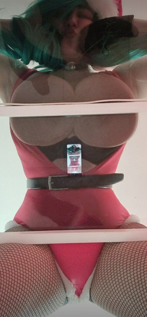 photo 5170374926660643494 y