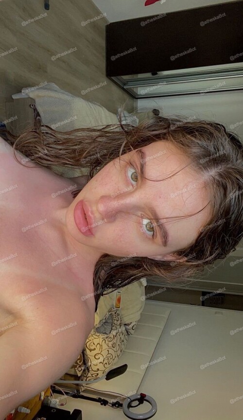 photo 5339052766414357685 y89f37cfd44c889d8