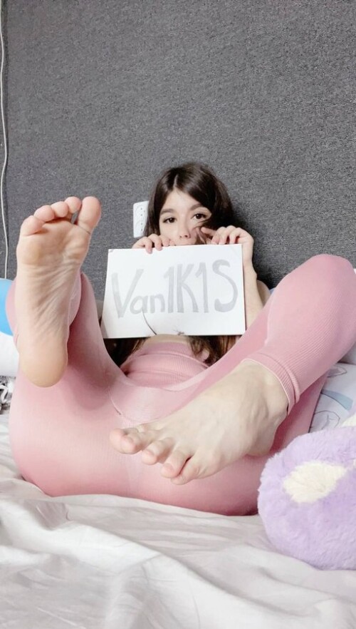 photo 5366319671235697272 yb347cc6692fefcc8