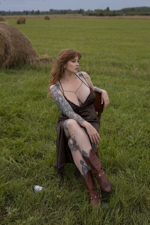 photo 5395353396753596036 y2b6b237925da0827