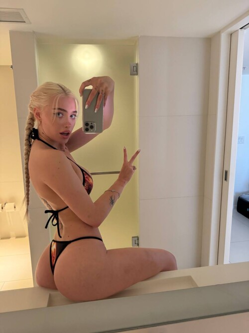 photo 5868476235187866296 y5c36d39e1a4153a3