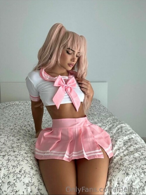 photo 5872717249104690224 yc25567c19d4212fc