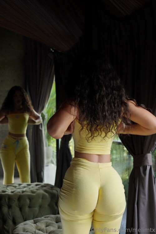 photo 5942568720306127242 ybe07bc833c01f103