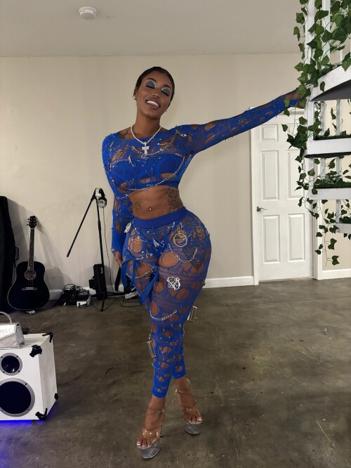 photo 6 2025 09 18 04 47 353d9e1d1bfd71a794