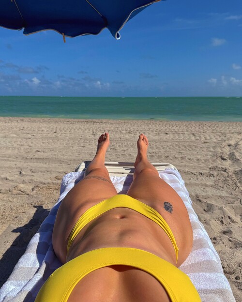 pineapplebrat 25112024 000351d081a58a9bda82