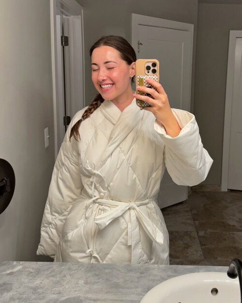 pineapplebrat 9b6f401a5d6b4b37b71496c2858c1758477dec5dde128827