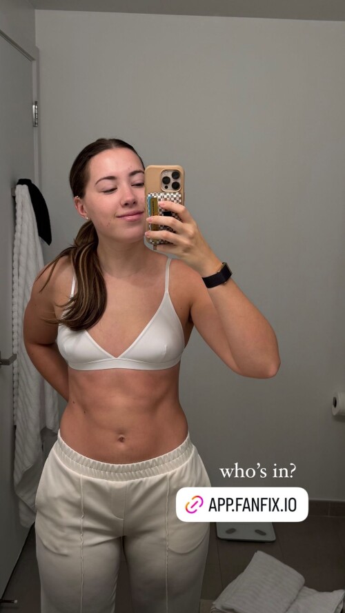 pineapplebrat da7dcd42809c44ad96396f902bb70efafc5a64cc5555726b