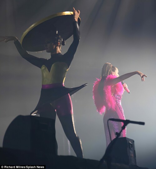 pink051-5530d7a5671814b30