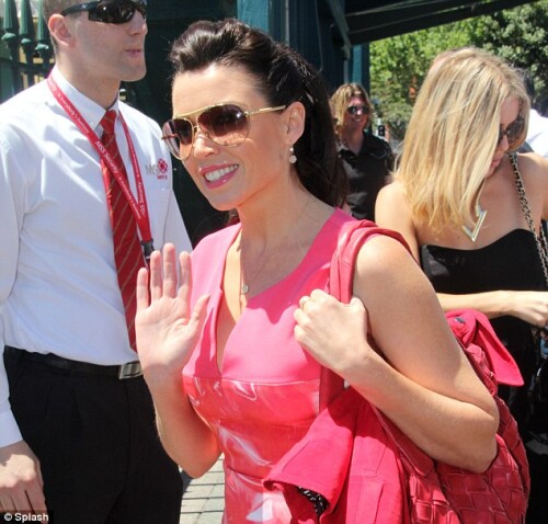 pink080-21f229312bc106b81