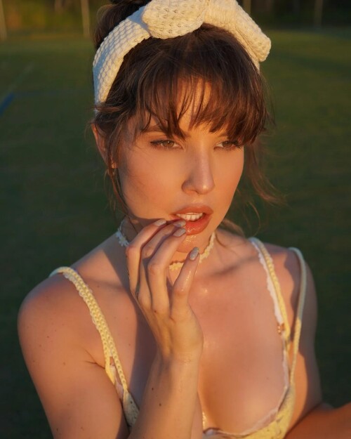 playing football v0 5ske0zyweshd1c723682ac13a8936