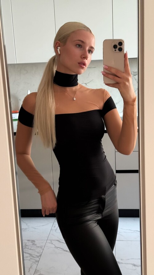 polinamalinovskaya 1740576275 7883249999c941d21cf9dfeb6