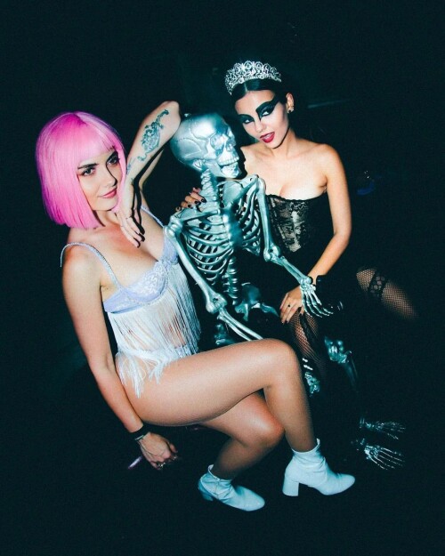 posse la halloween party with nikia v0 axiuwtjyf6y91e227d97904c4b782