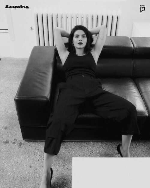 priyankachopra 1752156420 3673676775456834855 178537482f7fc48aa84df99bb