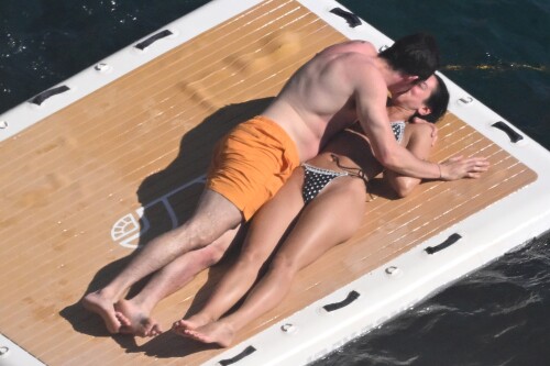 qwr6667i8675-126b9ef6759cd115894f04da3d49807292