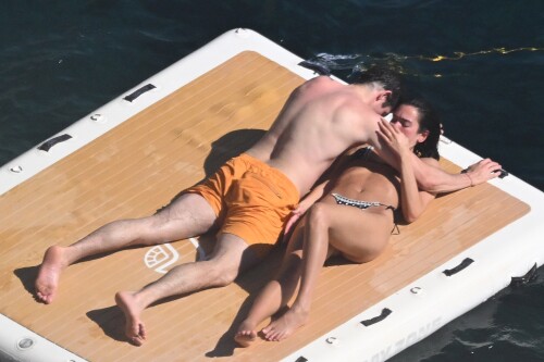 qwr6667i8675-332ad76697349fd02d461c91d9130b9e0