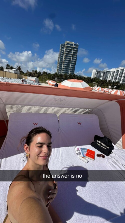 qzoCXK3ChxLxYvAQEYxBg.10232c38bd427052aecd