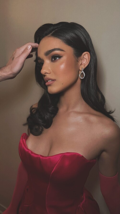 rachelzegler 1760874010 522702268bcda4359fe4a6583