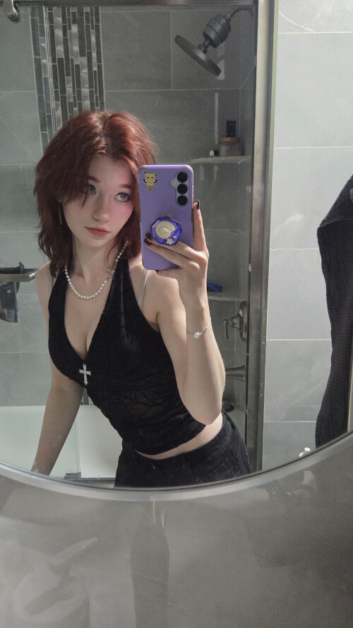 random OOC selfies from yesterday 335fa4805dd56947c