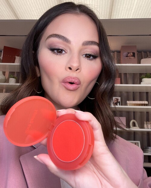 rarebeauty 20250206 00024311d4d6bbd38711