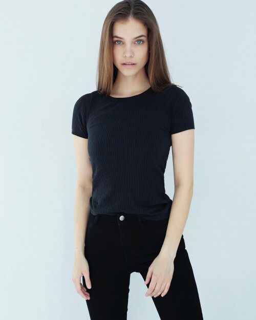 realbarbarapalvin 30042021 0002c7fe0babeb7f97f4