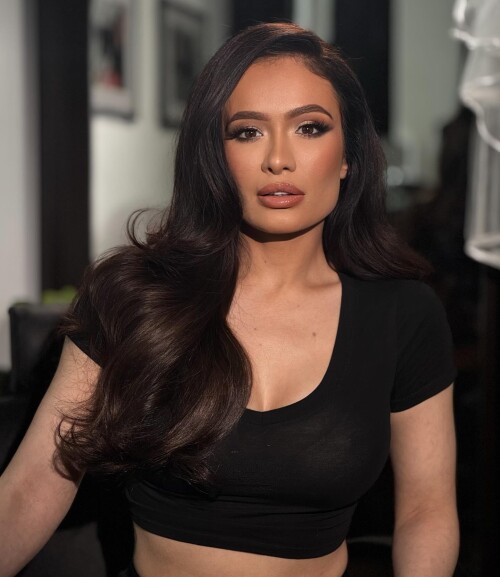 realscarlettbordeaux 20250321 160927 170539740949b12b9857d8d626