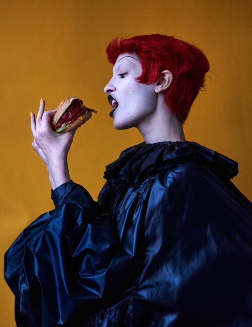 red 116bf25551725147b9