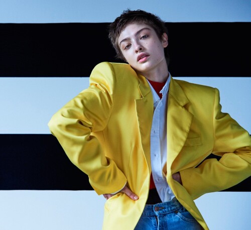 red 58ed17b2e62b81d71