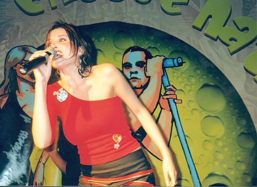 red012 15bed110e7b0f5de22