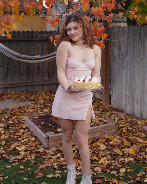 rena serenaa 25 11 2023 0004d1ab603653cb2fe4