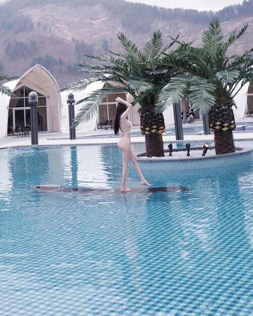 rh ab 5ff6d1c6baac40f4abe712b0abbb5d2ddffbd75c3646e3ef