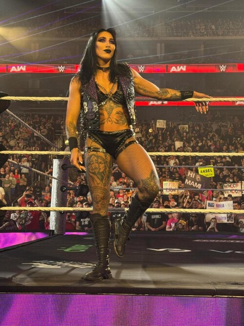 rhea ripley v0 5t6b4rxxroxe13f83e38c8ababa93