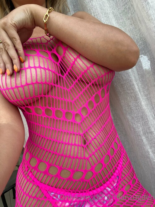 rhiansugden 01000f2bcbb3077fbed0a