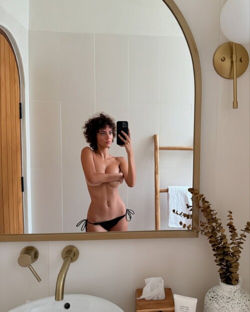 ritaa.galland---DCeYHZoyeZG---1ff7f3a2dfc108a11