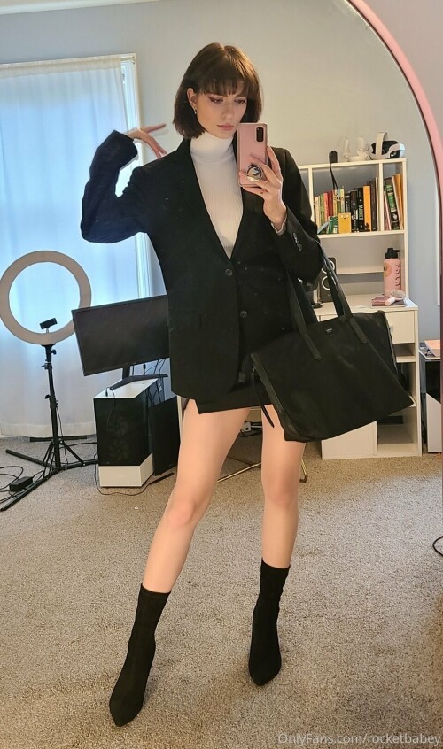 rocketbabey 039984857b98e8320bc64