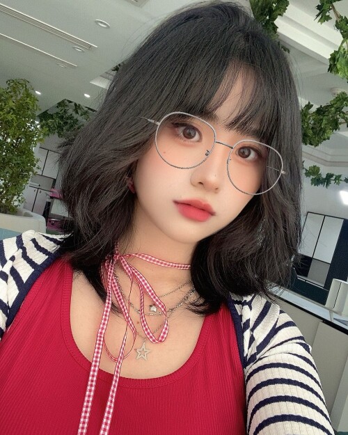 roseyroco 70466da1a2464e6b9995424fc428786959c65f34cd9fd9be