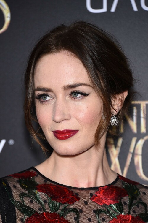 rossetto rosso emily blunt